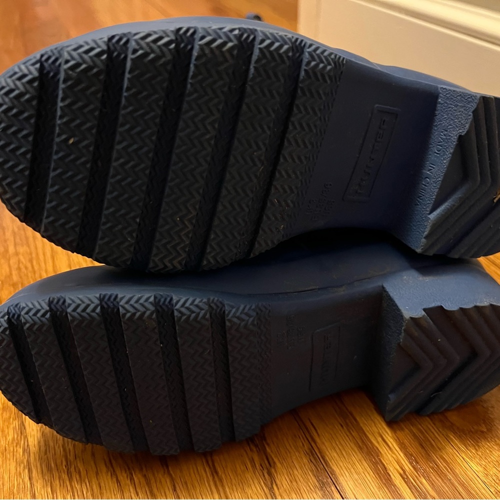Blue Hunter boots. - Picture 4 of 7